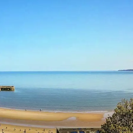 דירה View *